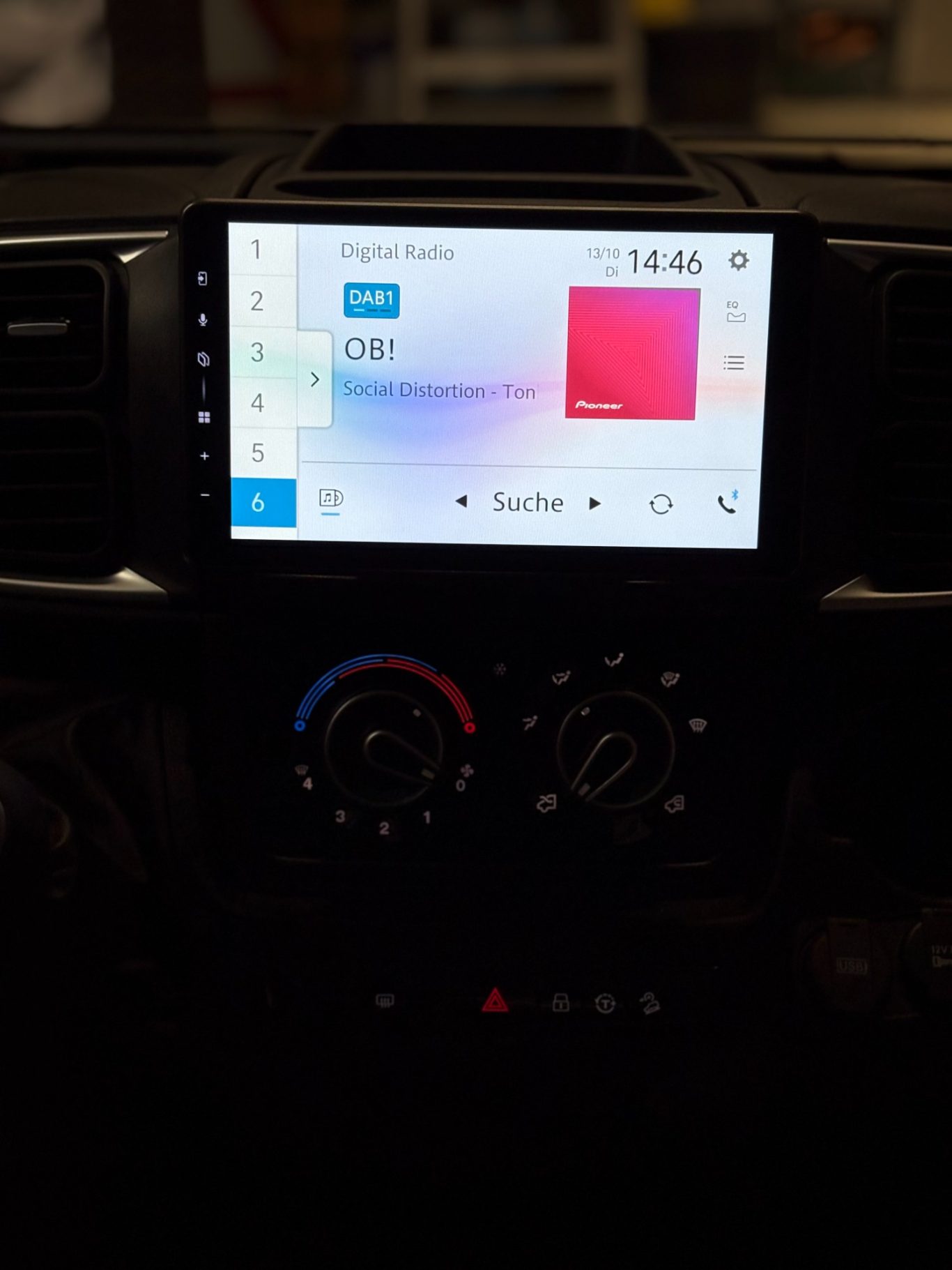 DAB+ Radio und CarPlay im Fiat Ducato 8 nachrüsten Pioneer SPH-EVO98DAB-D8 Bedienoberfläche mit DAB+ und Smartphone-Anbindung im Fiat Ducato 8